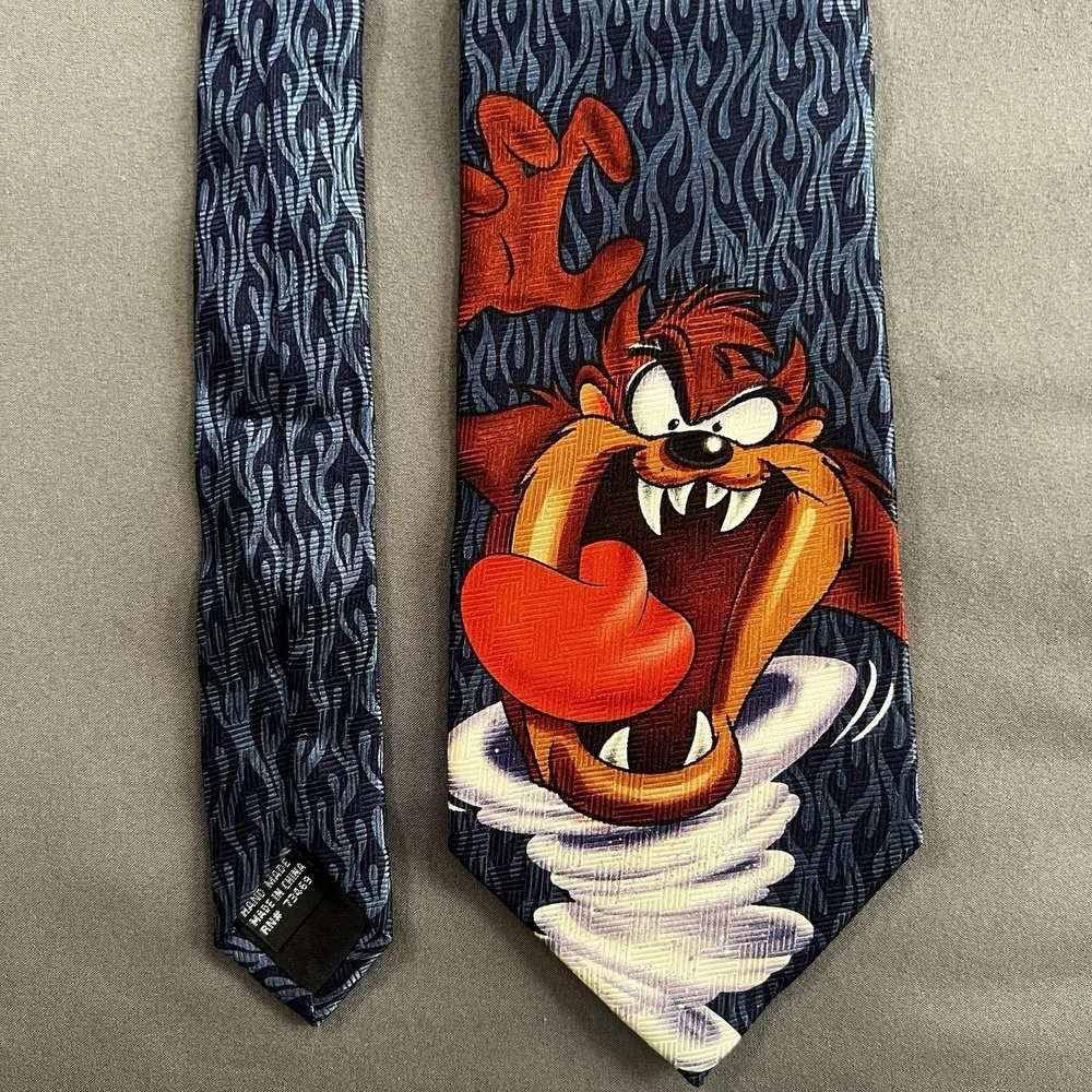 VINTAGE LOONEY TUNES TAZ TIE 2002 WARNER BROTHERS BLUE‎ FLAMES BACKGROUND